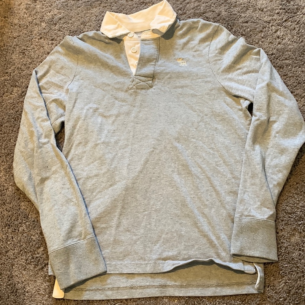 Abercrombie & Fitch men’s collared sweater. Size M.